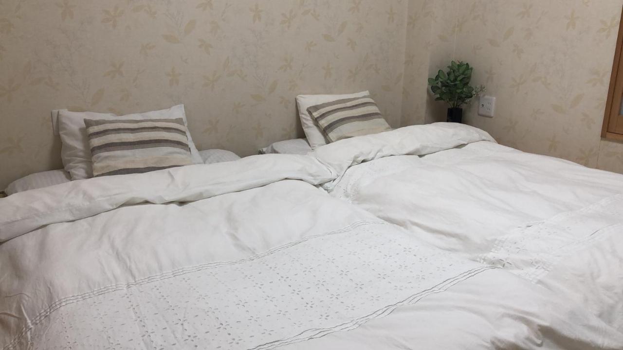 Guesthouse Wakatsuki Osaka Eksteriør billede