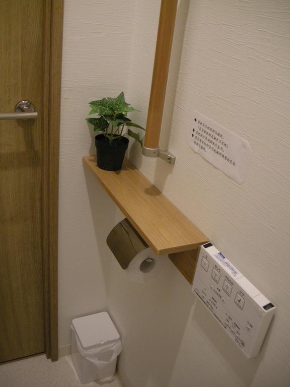 Guesthouse Wakatsuki Osaka Eksteriør billede